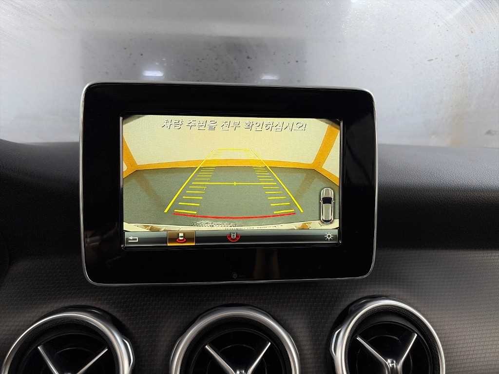 벤츠 GLA 클래스 GLA클래스 X156 GLA220 이미지 16