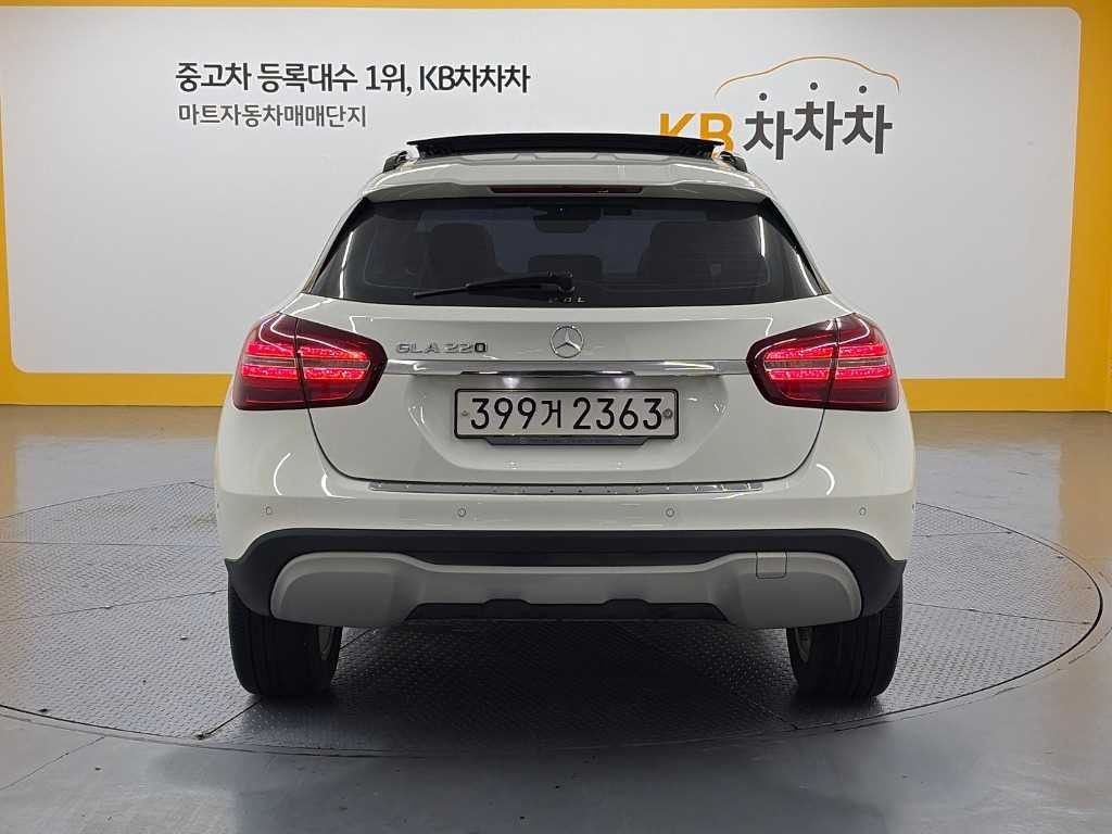 벤츠 GLA 클래스 GLA클래스 X156 GLA220 이미지 3