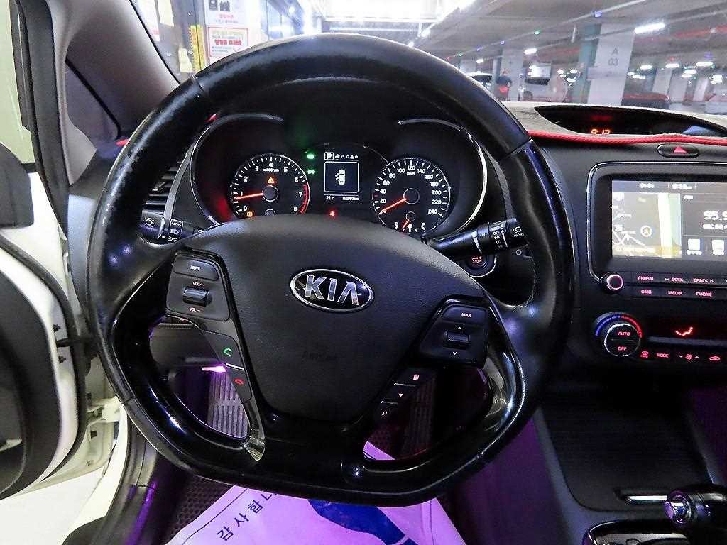 기아 K3 더뉴 K3 1.6 GDI 트렌디 이미지 8