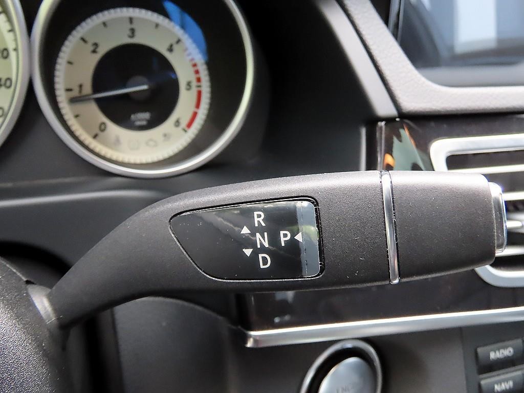 벤츠 E 클래스 E-클래스 W212 E220 블루텍 아방가르드 스포츠 이미지 10