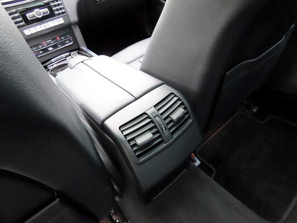 벤츠 E 클래스 E-클래스 W212 E220 블루텍 아방가르드 스포츠 이미지 17