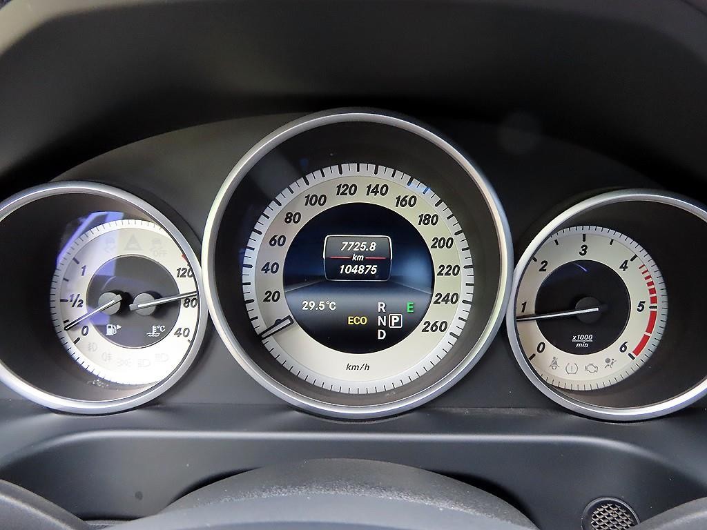 벤츠 E 클래스 E-클래스 W212 E220 블루텍 아방가르드 스포츠 이미지 9
