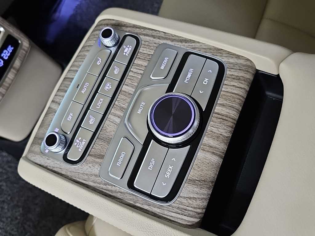 기아 K9 더 뉴 K9 2세대 3.8 GDI AWD 마스터즈 이미지 14