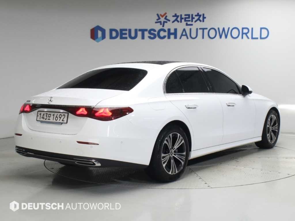 벤츠 E 클래스 E-클래스 W214 E200 아방가르드 이미지 2