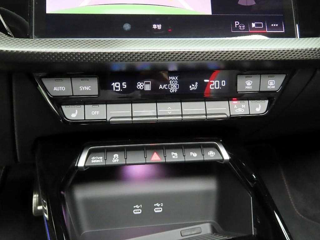 아우디 RS3 RS3 (8Y) 2.5 TFSI 콰트로 이미지 10