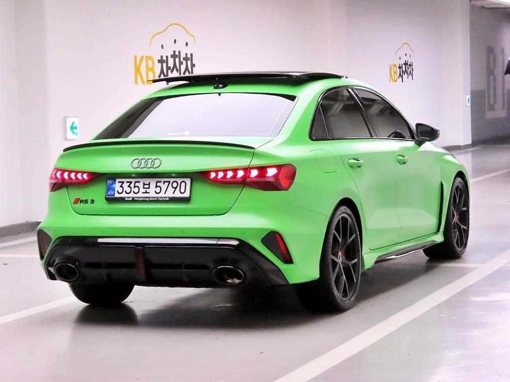 아우디 RS3 RS3 (8Y) 2.5 TFSI 콰트로 이미지 4