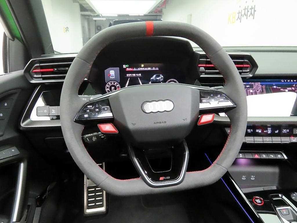 아우디 RS3 RS3 (8Y) 2.5 TFSI 콰트로 이미지 7