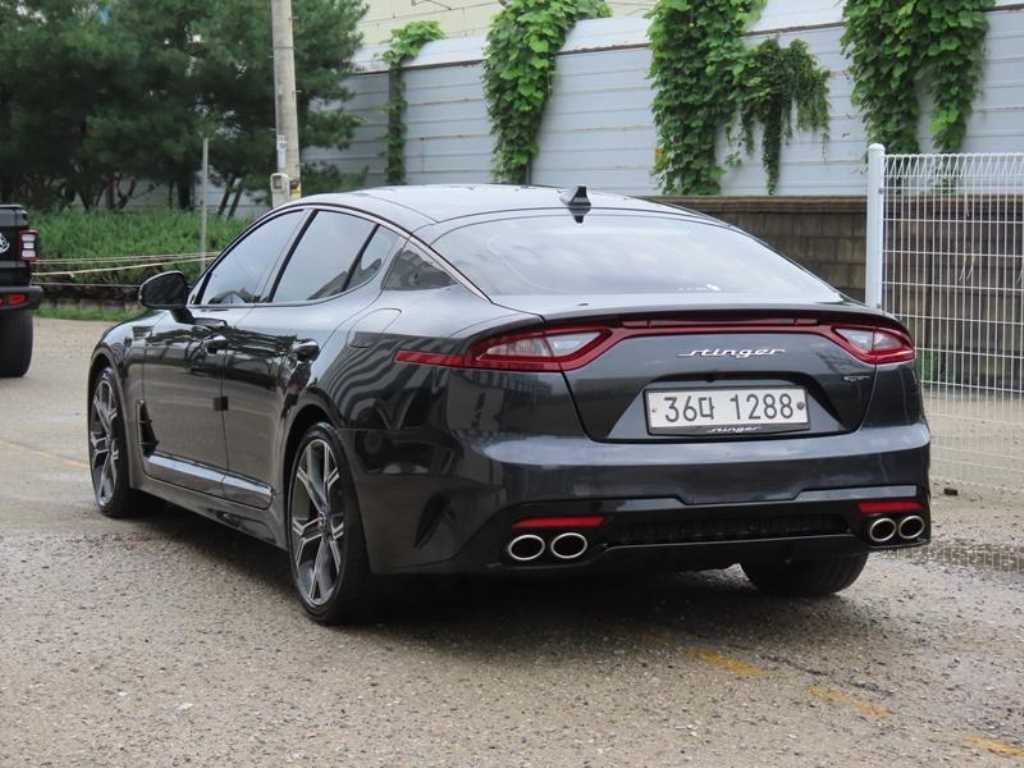 기아 스팅어 가솔린 3.3 터보 2WD GT 이미지 3