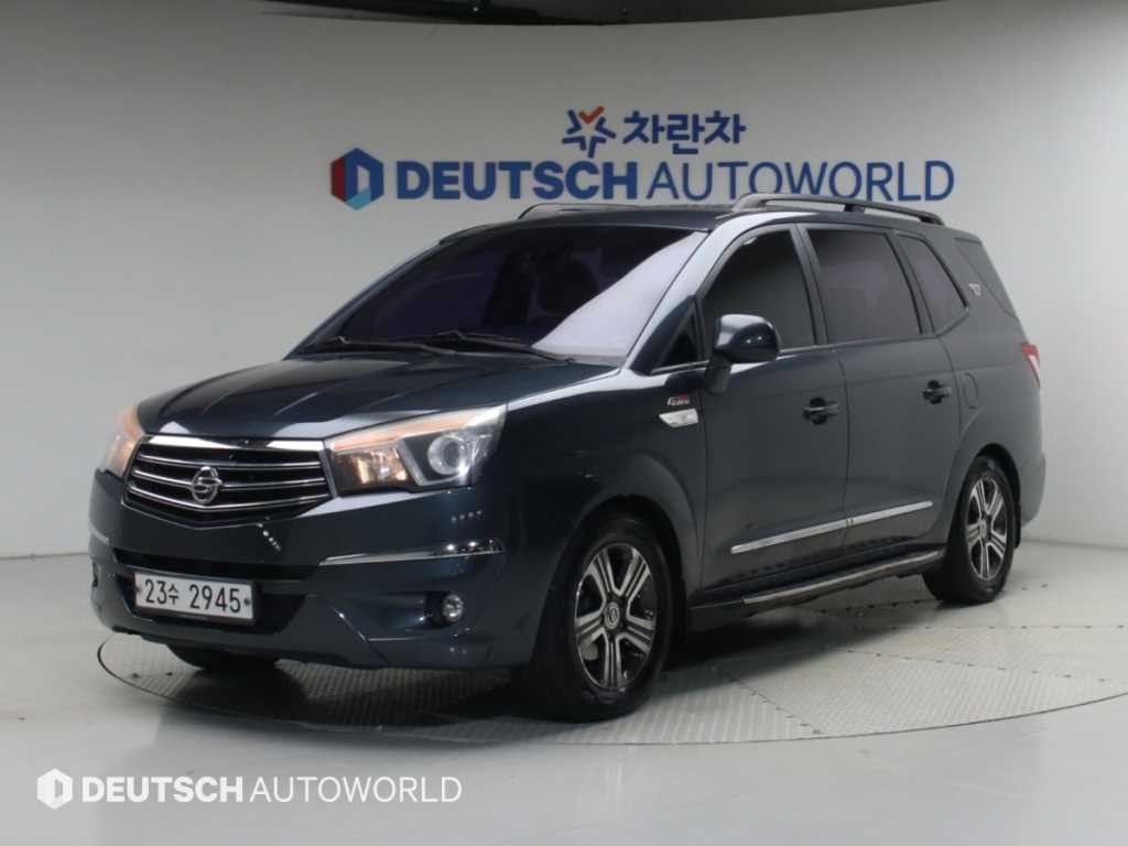 KG모빌리티(쌍용) 코란도 코란도투리스모 4WD GT 9인승 이미지 1