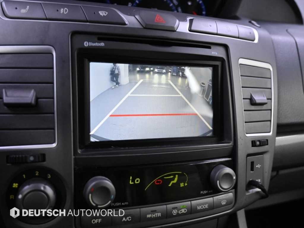 KG모빌리티(쌍용) 코란도 코란도투리스모 4WD GT 9인승 이미지 15