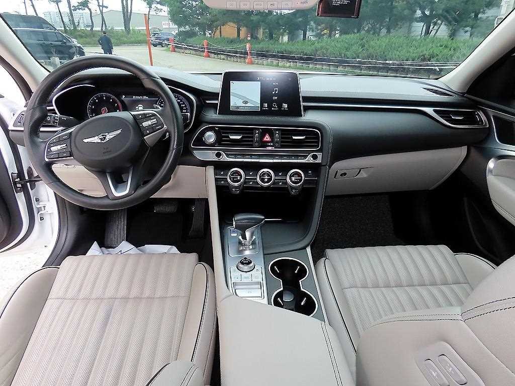 제네시스 G70 2.0T 엘리트 이미지 7