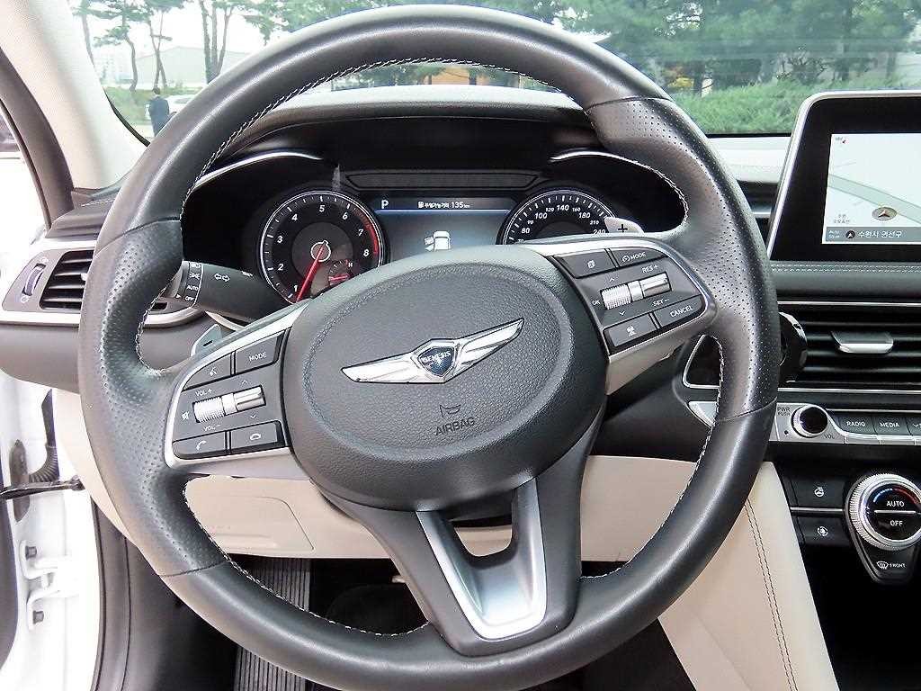 제네시스 G70 2.0T 엘리트 이미지 8