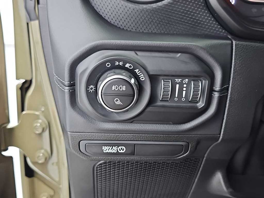 지프 글래디에이터 3.6 루비콘 4WD 이미지 18