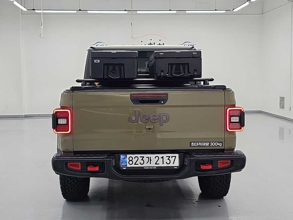지프 글래디에이터 3.6 루비콘 4WD 이미지 4