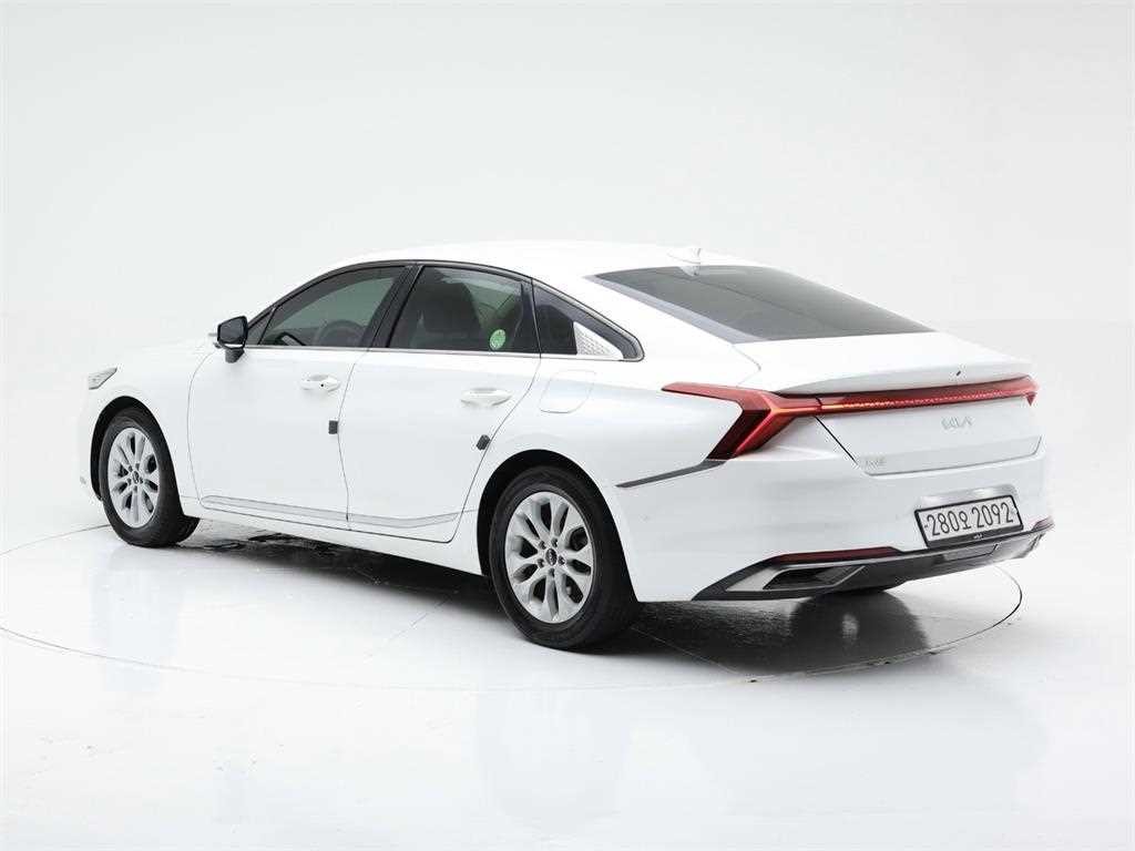 기아 K8 2.5 2WD 노블레스 이미지 4