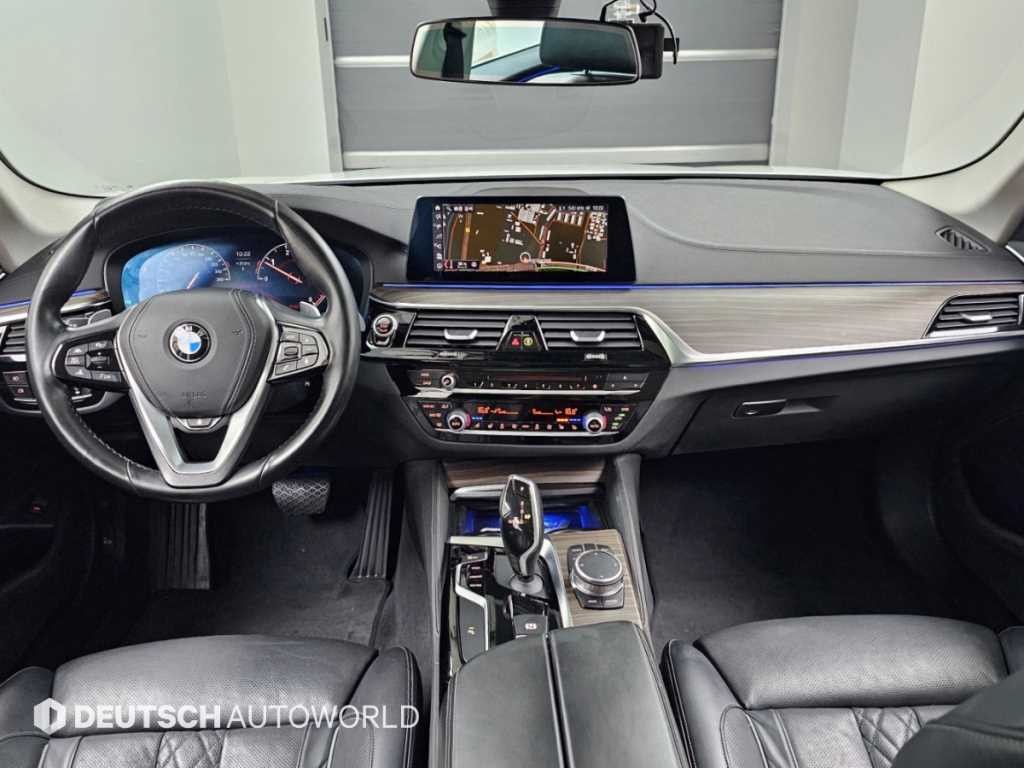 BMW 5시리즈 5시리즈 (G30) 520d 럭셔리 플러스 이미지 7