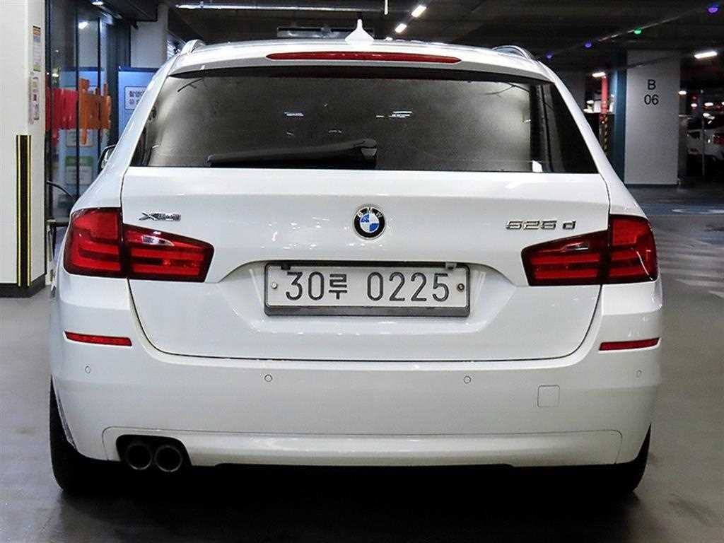 BMW 5시리즈 5시리즈 (F10) 525d xDrive 투어링 이미지 5