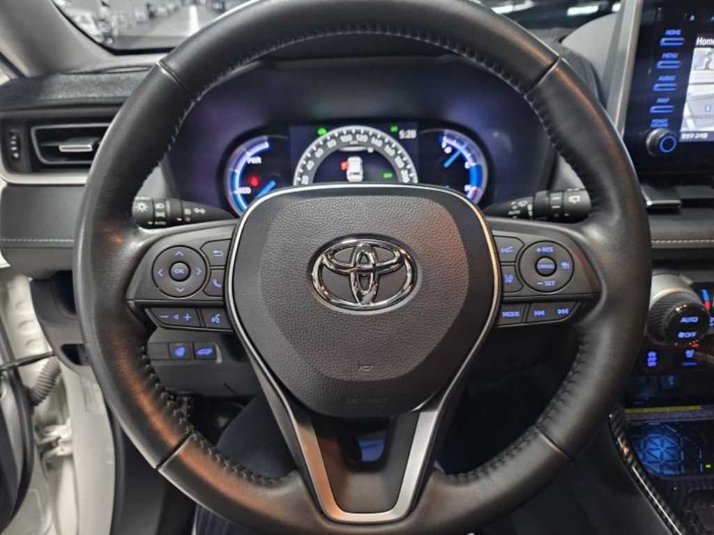 토요타 라브4 RAV4(5세대) 2.5 4WD 하이브리드 이미지 7
