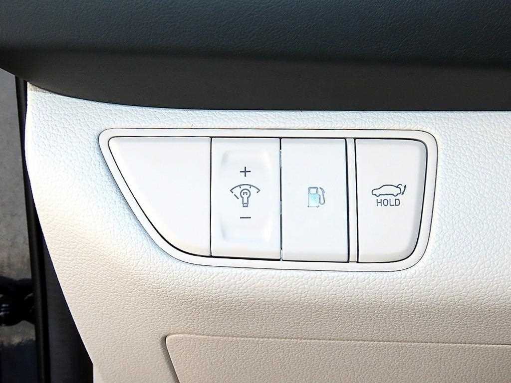 제네시스 G70 더 뉴 G70 가솔린 2.0T 2WD 이미지 13