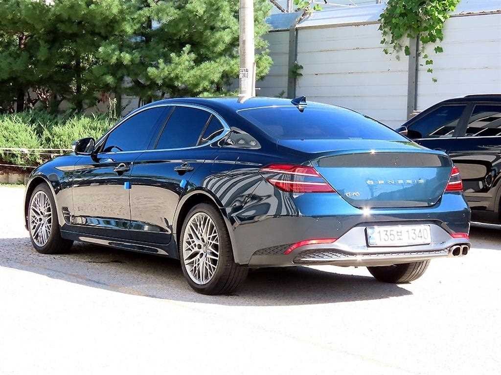 제네시스 G70 더 뉴 G70 가솔린 2.0T 2WD 이미지 3