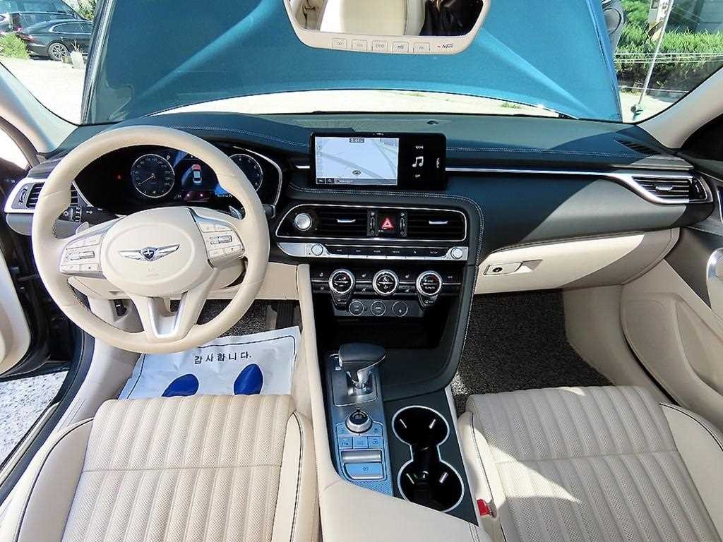 제네시스 G70 더 뉴 G70 가솔린 2.0T 2WD 이미지 7