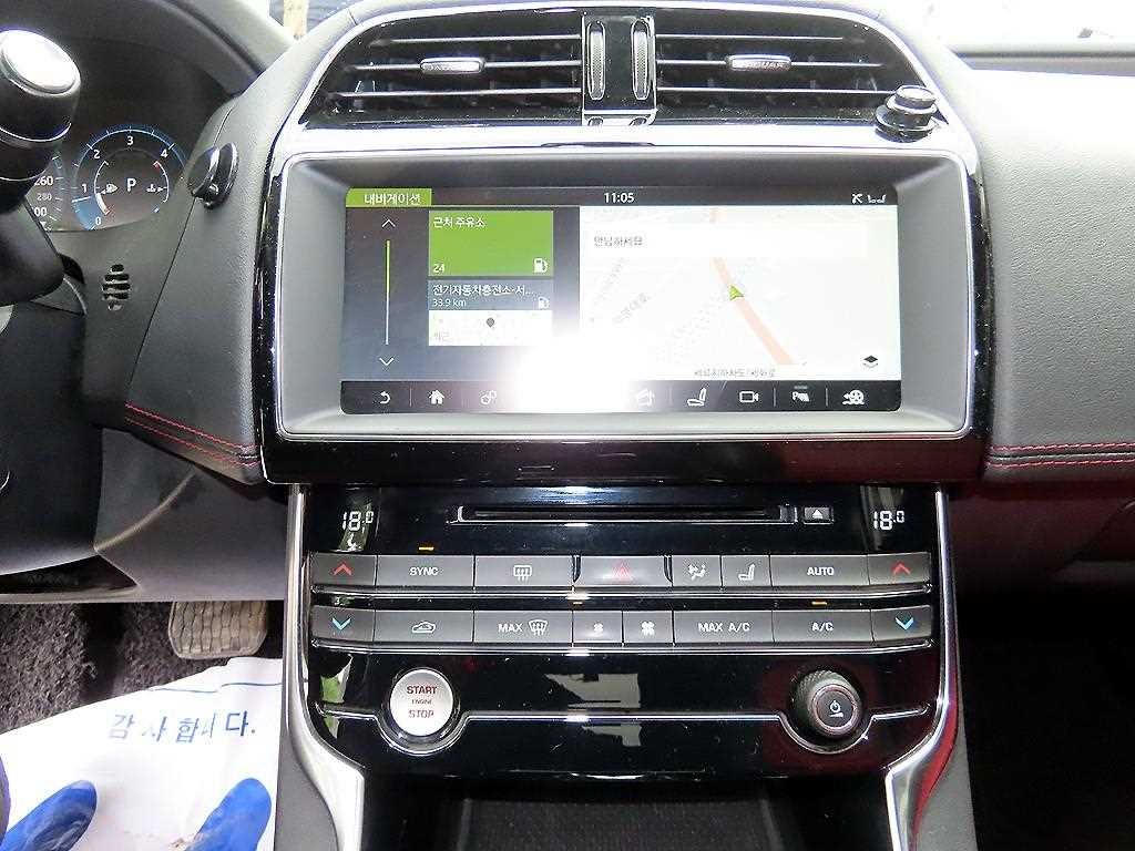 재규어 XE 2.0D R스포츠 이미지 13
