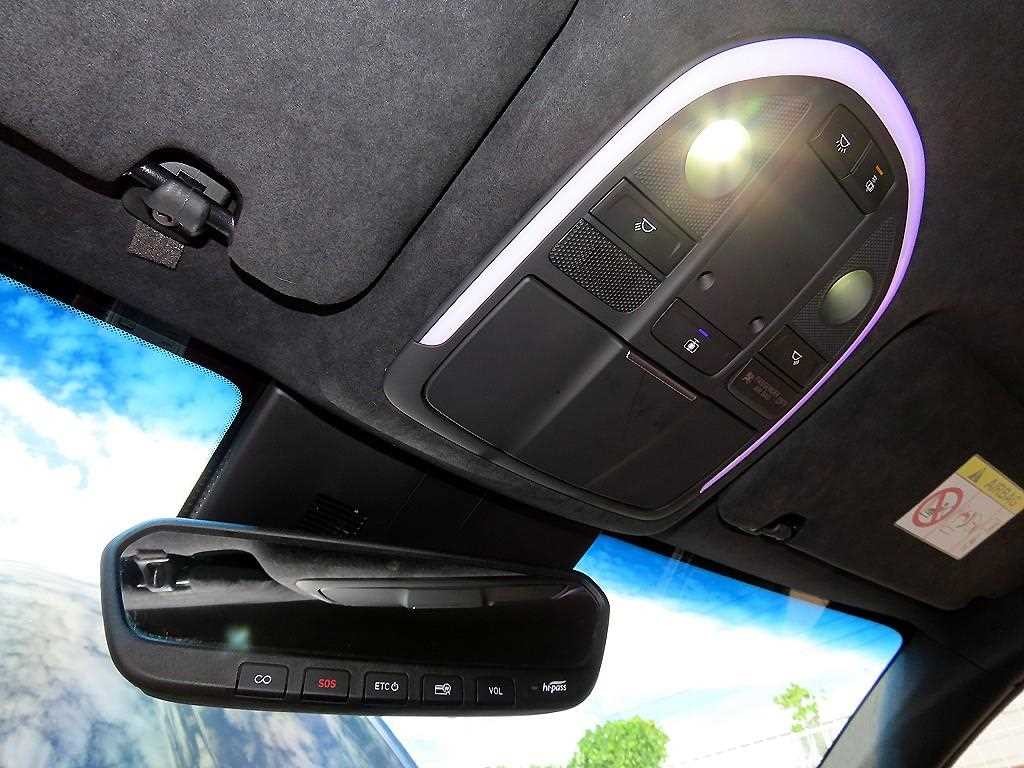 제네시스 G70 더 뉴 G70 가솔린 3.3T 4WD 스포츠 패키지 이미지 16