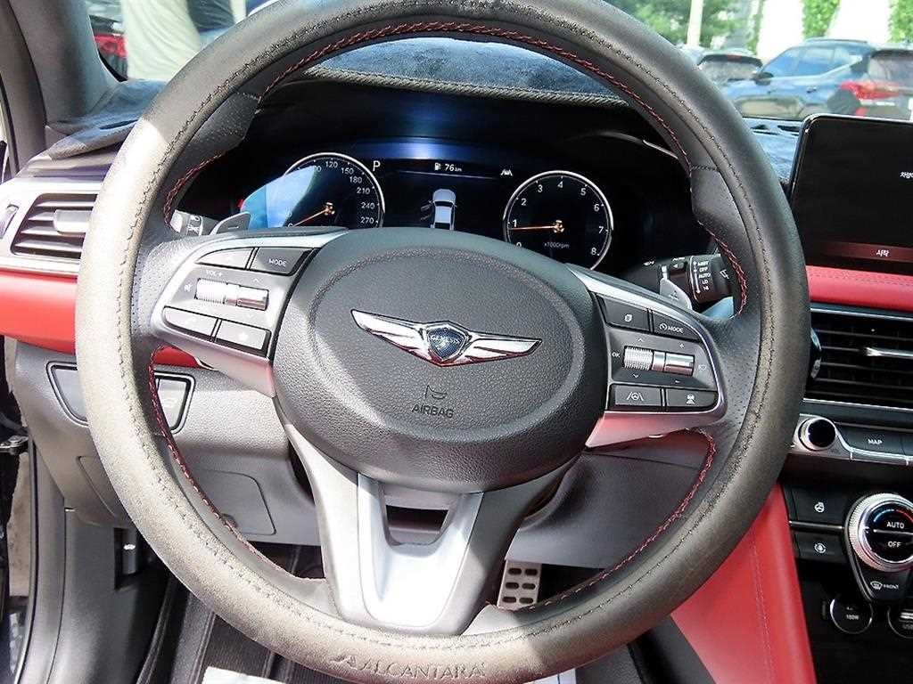 제네시스 G70 더 뉴 G70 가솔린 3.3T 4WD 스포츠 패키지 이미지 8