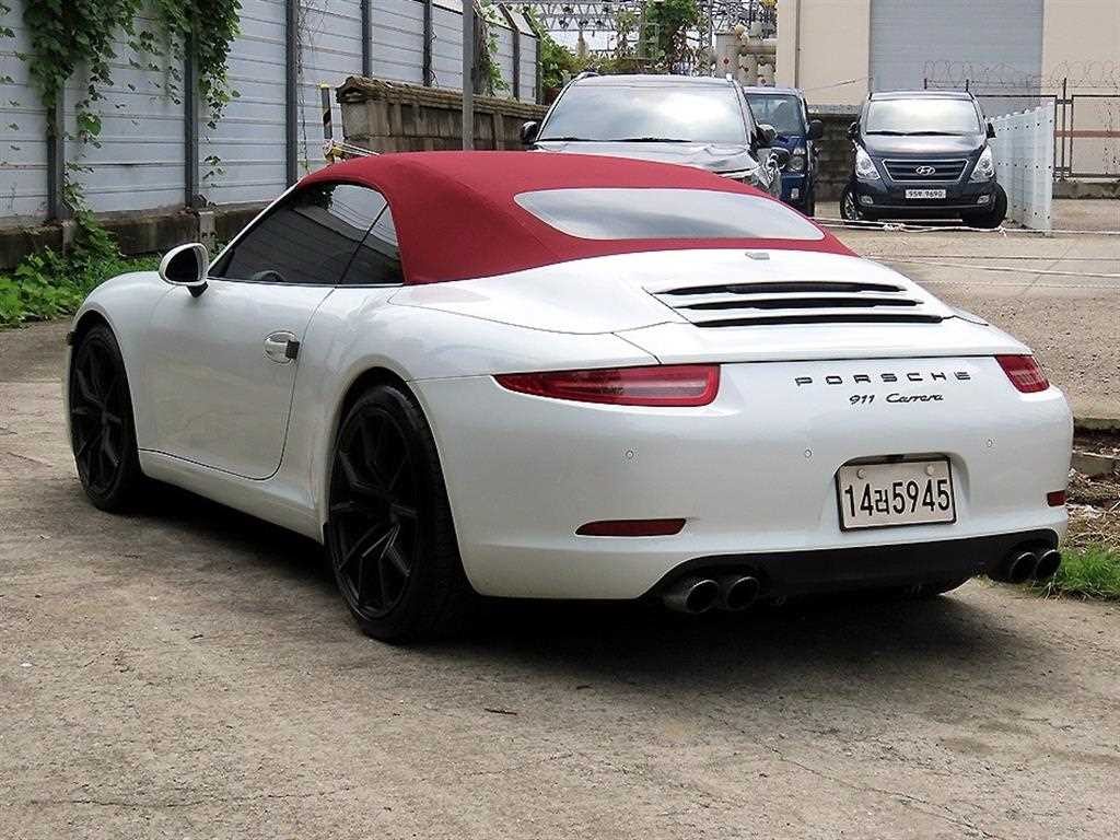 포르쉐 911 카레라 카브리올레 991 이미지 3