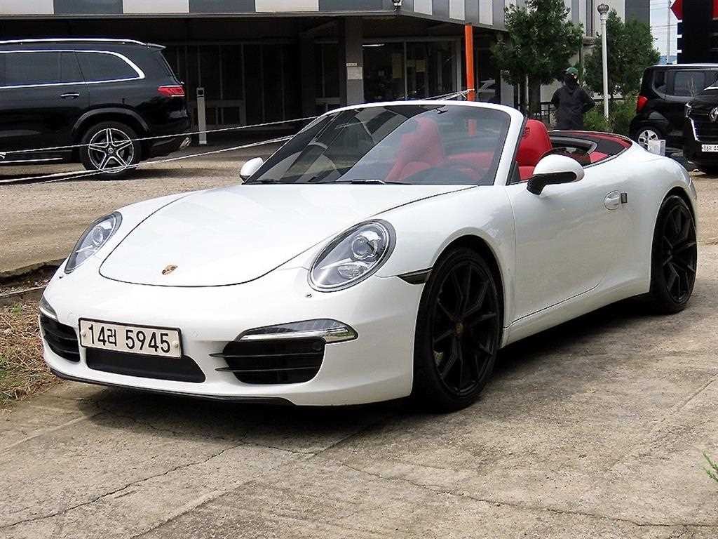 포르쉐 911 카레라 카브리올레 991 이미지 6