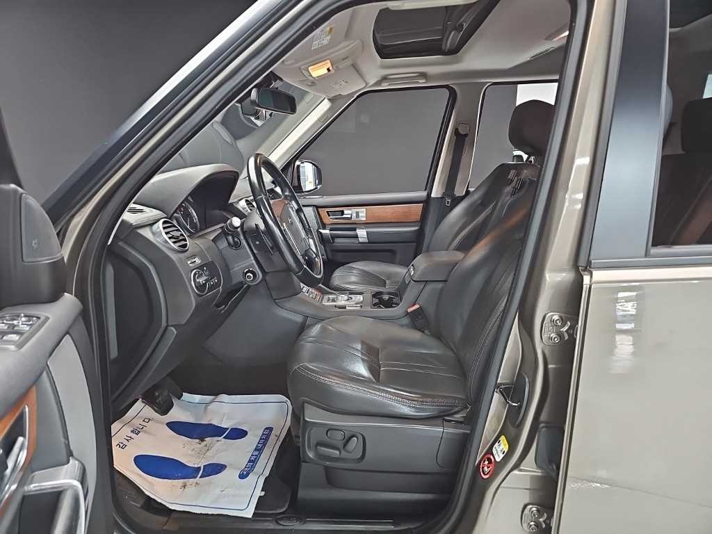 랜드로버 디스커버리 디스커버리4 3.0 SDV6 SE 이미지 11