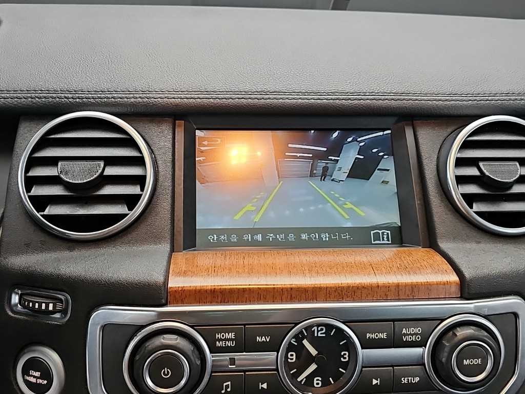 랜드로버 디스커버리 디스커버리4 3.0 SDV6 SE 이미지 16