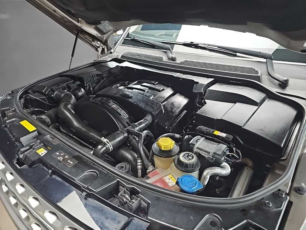 랜드로버 디스커버리 디스커버리4 3.0 SDV6 SE 이미지 5