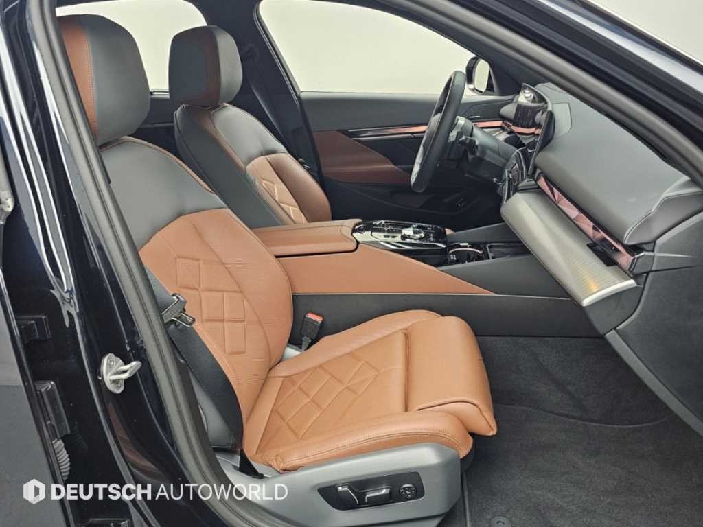 BMW 5시리즈 5시리즈 (G60) 530i xDrive M 스포츠 이미지 10