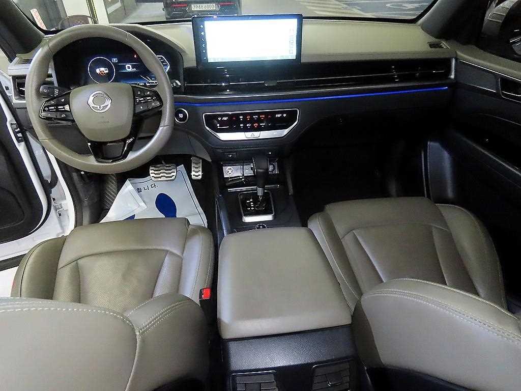 KG모빌리티(쌍용) 렉스턴 더 뉴 렉스턴 스포츠 디젤 2.2 4WD 쿨멘 프레스티지 이미지 10