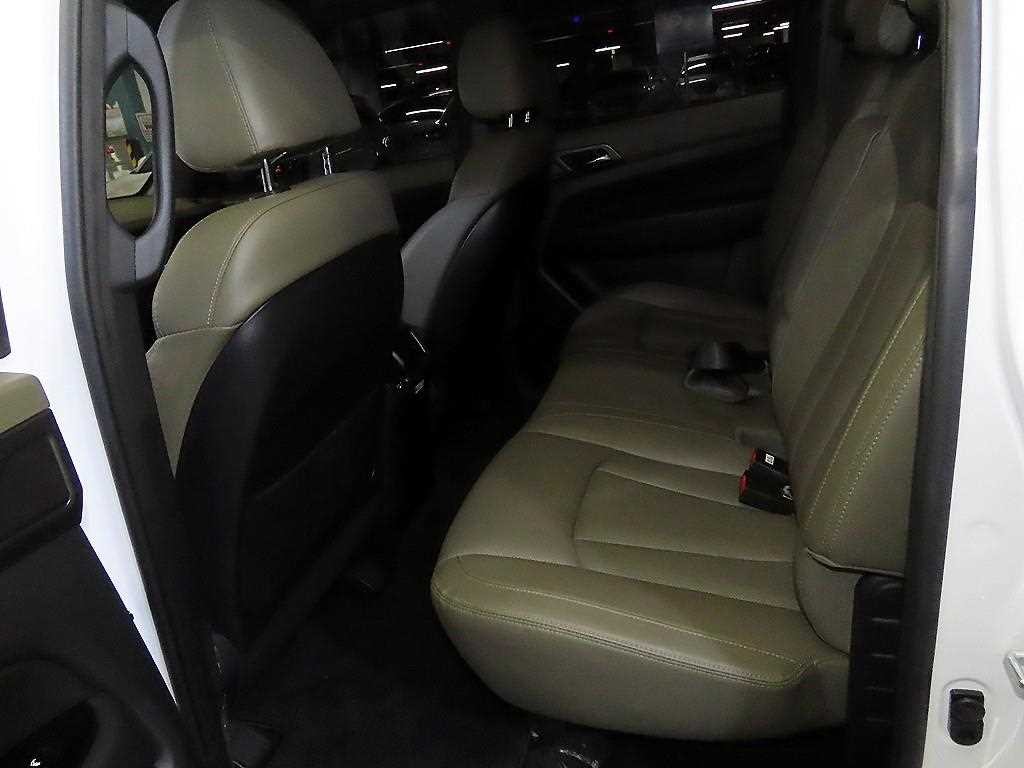 KG모빌리티(쌍용) 렉스턴 더 뉴 렉스턴 스포츠 디젤 2.2 4WD 쿨멘 프레스티지 이미지 7
