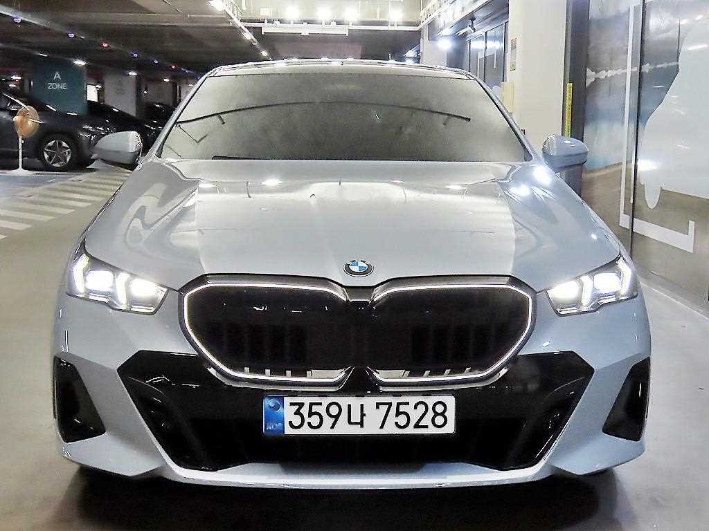 BMW 5시리즈 5시리즈 (G60) 520i 스페셜 에디션 이미지 2