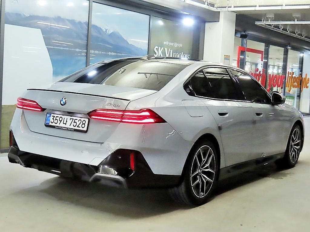 BMW 5시리즈 5시리즈 (G60) 520i 스페셜 에디션 이미지 4