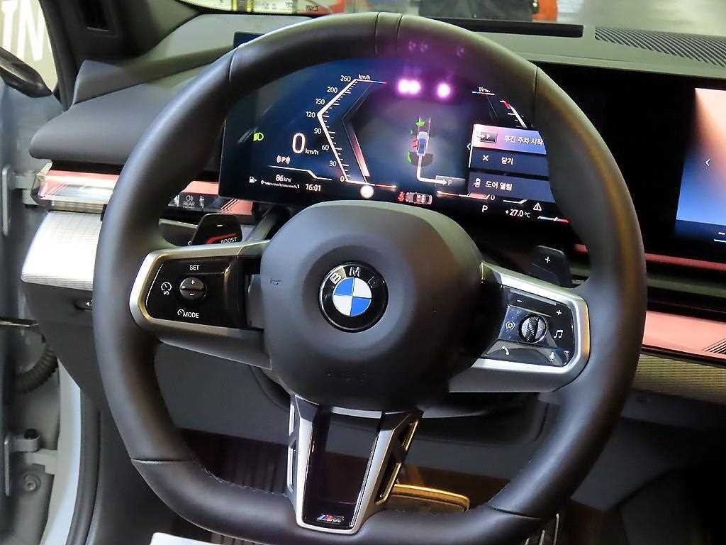 BMW 5시리즈 5시리즈 (G60) 520i 스페셜 에디션 이미지 8