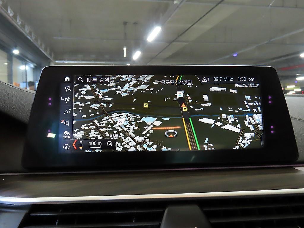 BMW 5시리즈 5시리즈 (G30) 530i xDrive 럭셔리 플러스 이미지 13