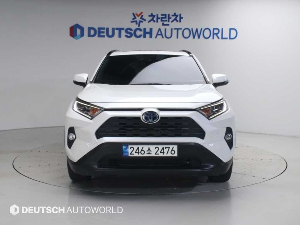 토요타 라브4 RAV4(5세대) 2.5 2WD 하이브리드 이미지 3