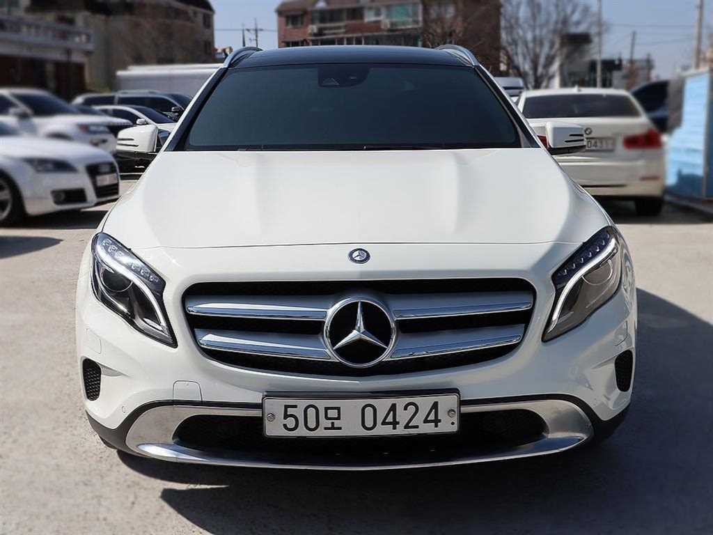 벤츠 GLA 클래스 GLA클래스 X156 GLA200 D 4MATIC 이미지 2