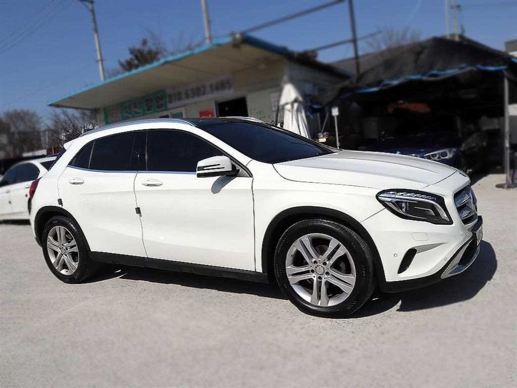벤츠 GLA 클래스 GLA클래스 X156 GLA200 D 4MATIC 이미지 20
