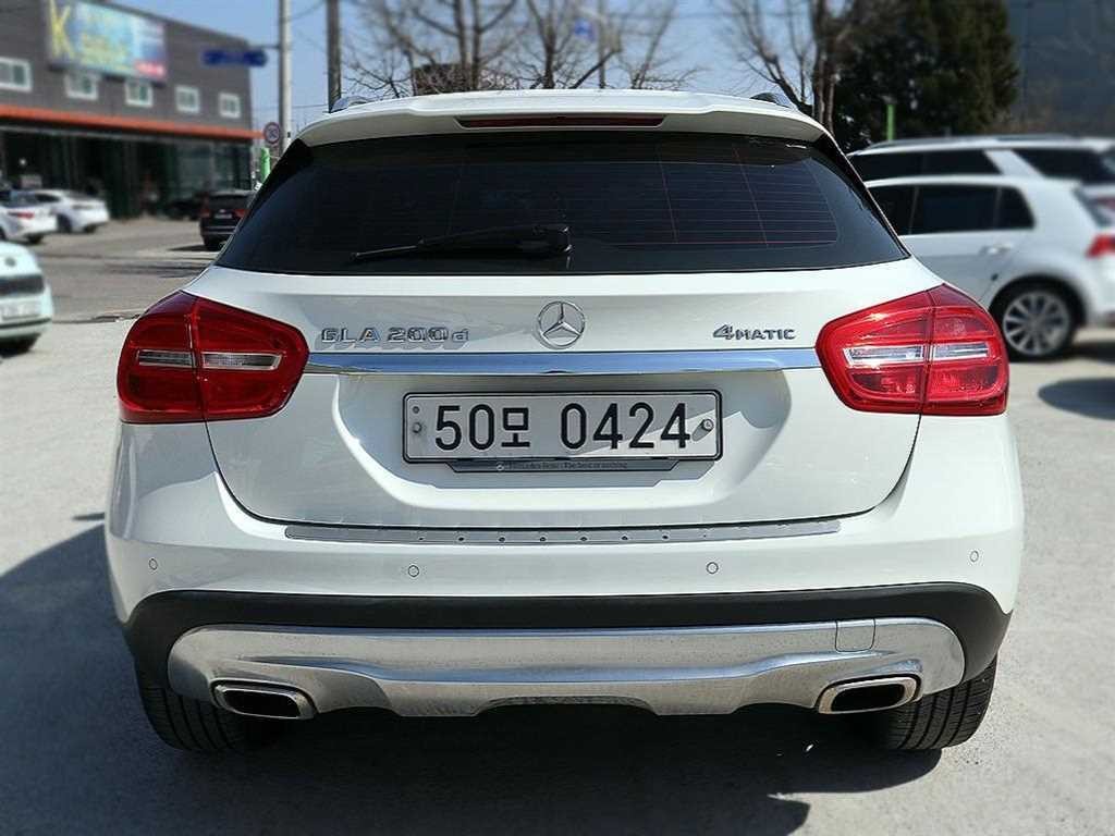 벤츠 GLA 클래스 GLA클래스 X156 GLA200 D 4MATIC 이미지 3