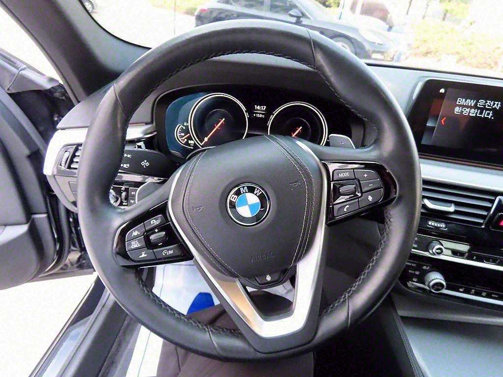 BMW 5시리즈 5시리즈 (G30) 530i 럭셔리 플러스 이미지 8