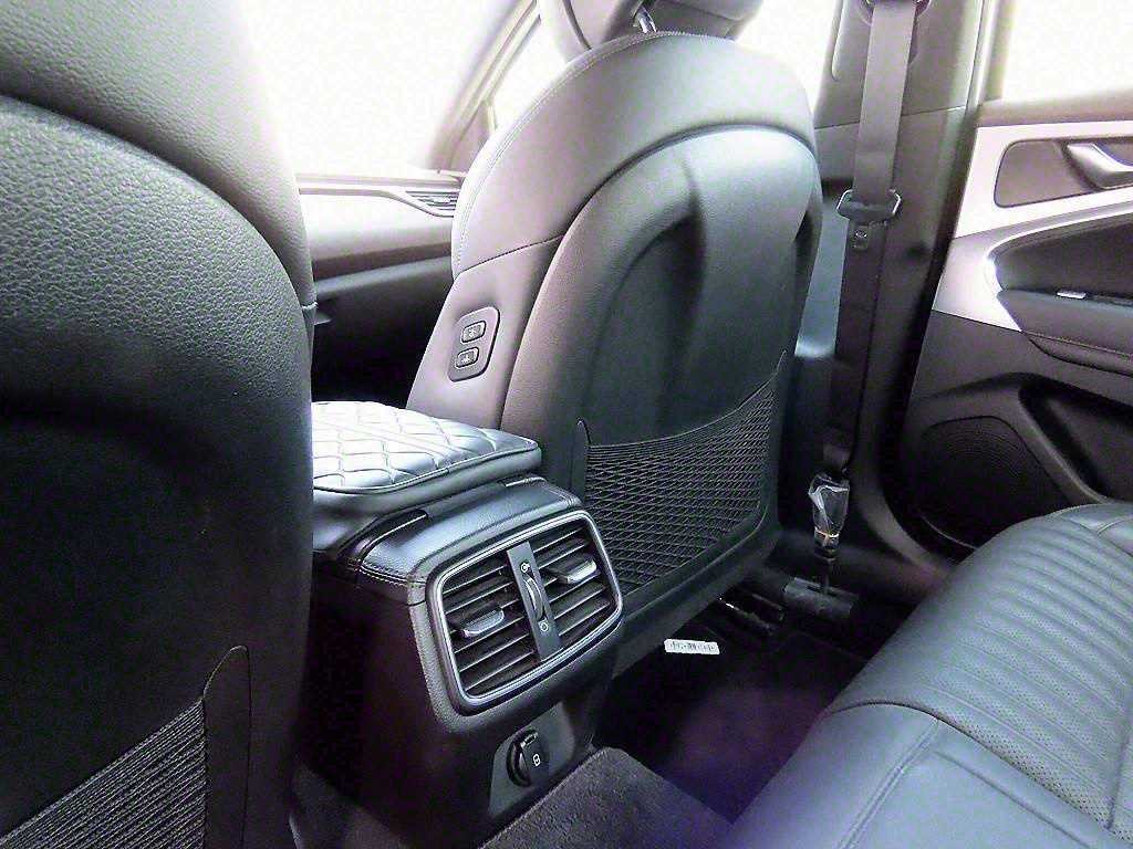제네시스 G70 2.0T AWD 슈프림 이미지 17