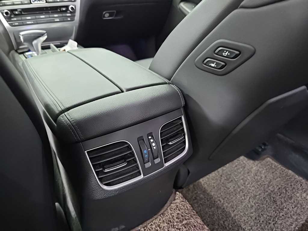 제네시스 G80 2.2D AWD 럭셔리 이미지 13