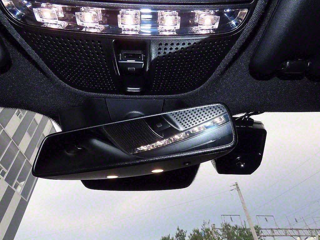 벤츠 E 클래스 E-클래스 W213 E300 아방가르드 이미지 15