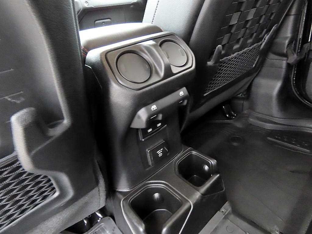 지프 글래디에이터 3.6 루비콘 4WD 이미지 17