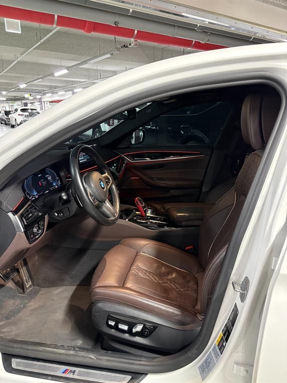 BMW 5시리즈 5시리즈 (G30) 530e M 스포츠 이미지 19